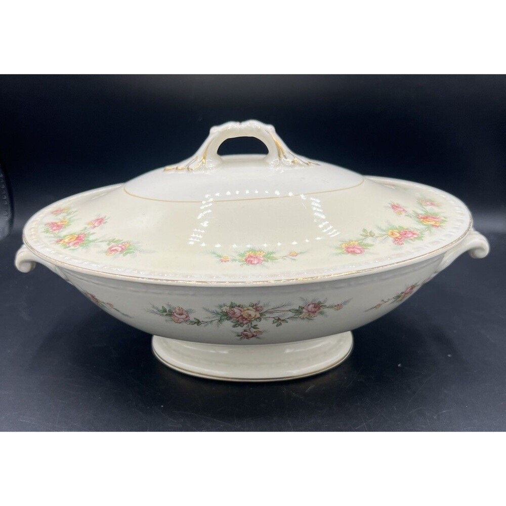 Vintage Homer Laughlin Georgian Eggshell Countess Covered Tureen Floral Gold USA